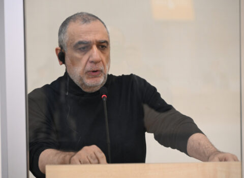 Vardanyan məhkəmədə Füzulinin və Cavidin şeirlərini oxudu – Fotolar