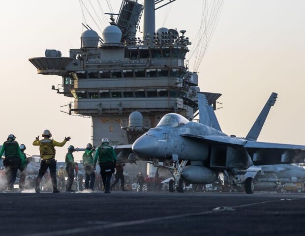 ABŞ İrana qarşı hərbi əməliyyatlara hazırlaşır