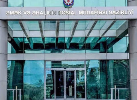 Nazirliyə məxsus bu maşınlar hərraca çıxarılır