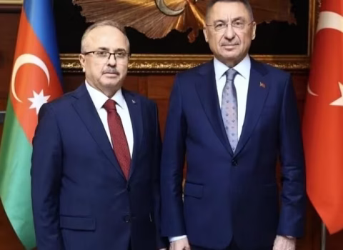 Fuad Oktay Azərbaycana gəlib