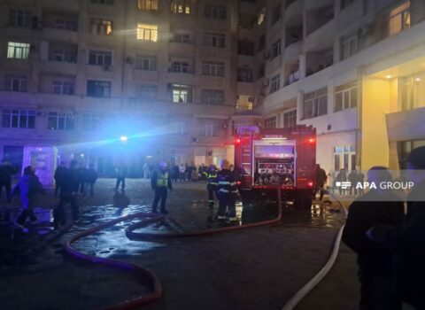 Bakıda bina YANIR – VİDEO