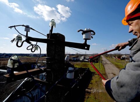 Slovakiya Ukraynaya elektrik enerjisinin verilməsini dayandırdı