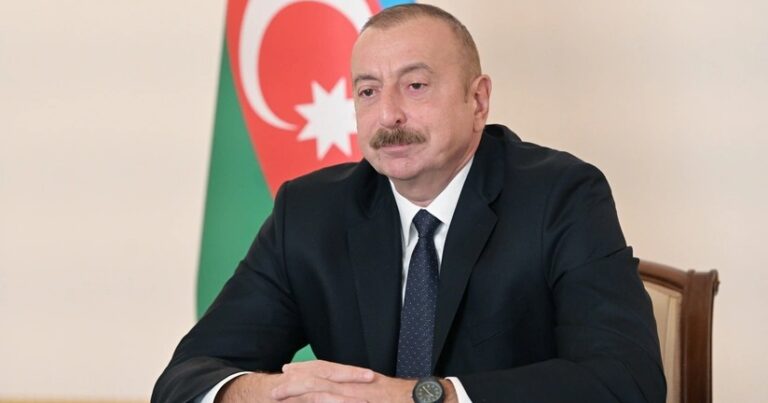 İlham Əliyev: Cey Di Vens bizim dostumuzdur İlham Əliyev: Cey Di Vens bizim dostumuzdur