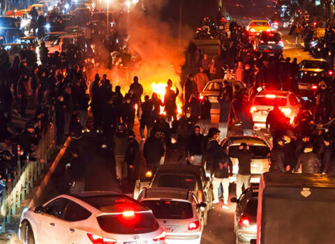 İranda etirazlarda ölənlərin yeni siyahısı Açıqlandı