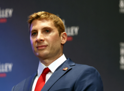 Azərbaycana səfəri zamanı Vensi o müşayiət edəcək