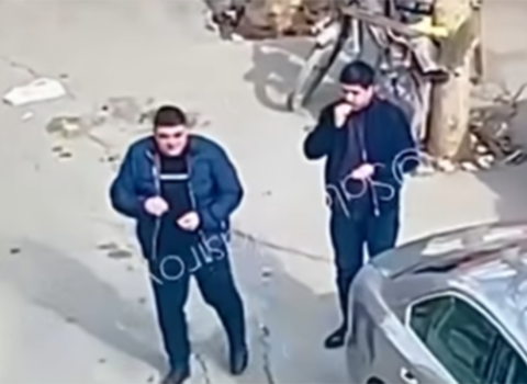 Tum çırtlayaraq işçilərə əziyyət edənlər işdən çıxarıldı – VİDEO