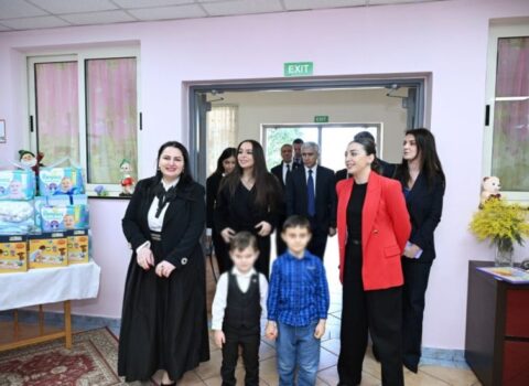Leyla Əliyeva Tiranada “Hannah və Rosafa” uşaq evini və “Mother Teresa” Universitet Xəstəxana Mərkəzini ziyarət edib