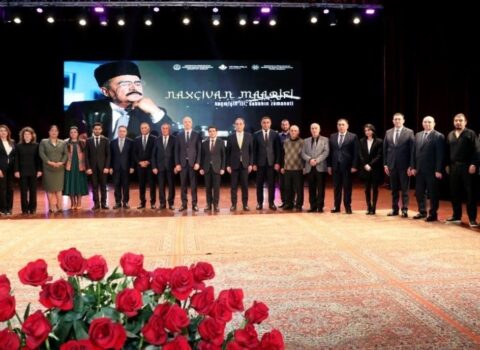 “Veysəloğlu”nun sponsorluğu ilə ərsəyə gələn “Naxçıvan Maarifi” sənədli-bədii filminin təqdimatı keçirilib