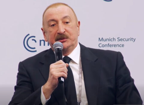 Prezident erməni nümayəndənin təxribatçı sualına belə cavab verdi – Video