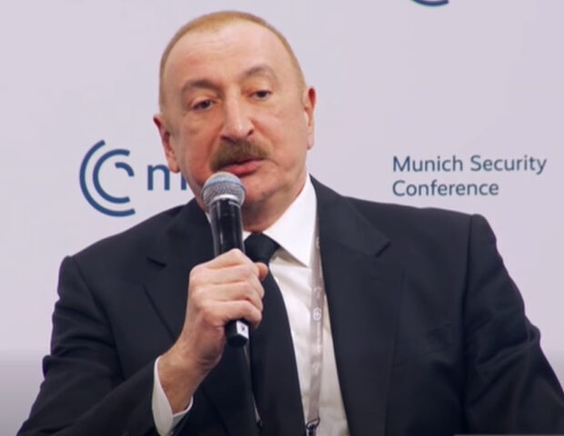 Prezident erməni nümayəndənin təxribatçı sualına belə cavab verdi – Video