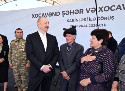 “Tıxac, toz-torpaq, külək…” – Prezident Bakı haqda