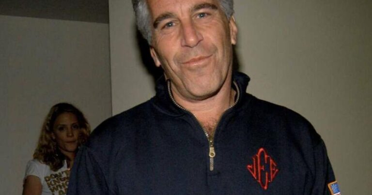 Dünya şokdadır: Epşteynin kamerasından yeni görüntülər hər şeyi dəyişdirəcək