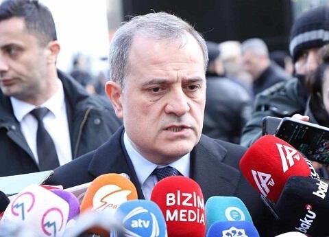 İlham Əliyev mayda İrəvana gedir? – Bayramov açıqladı