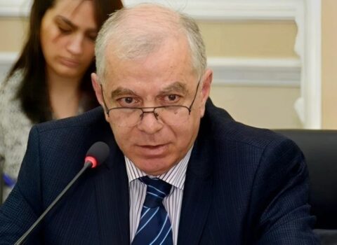 Eyruz Məmmədov vəfat etdi