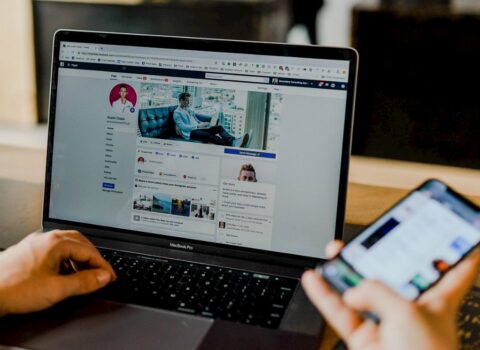 Ölmüş adamın feysbukundan görüntülü zəng gəlsə, qorxmayın — AÇIQLAMA