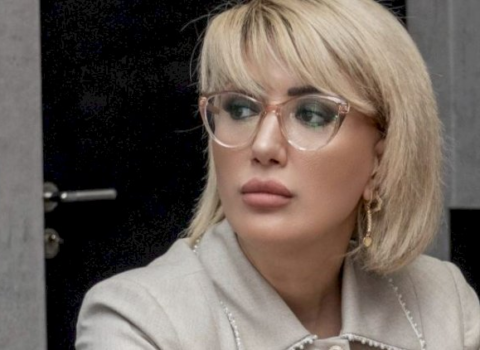 Günel Gözəlova işdən çıxarıldı