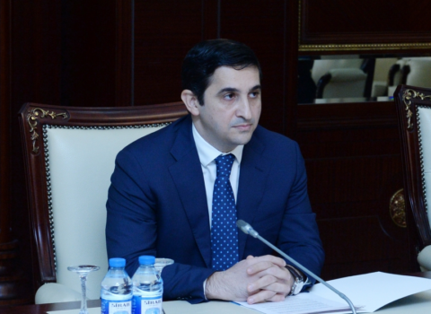 Ədliyyə naziri rektorun oğlunu vəzifədən azad etdi