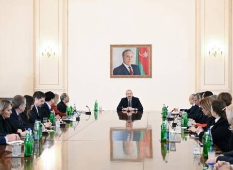 İlham Əliyev ABŞ Ticarət Palatasının nümayəndə heyətini qəbul etdi