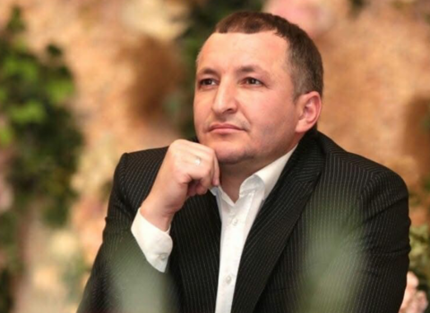 4 milyona görə həbs edilən dəstə başçısı da ev dustaqlığına buraxıldı