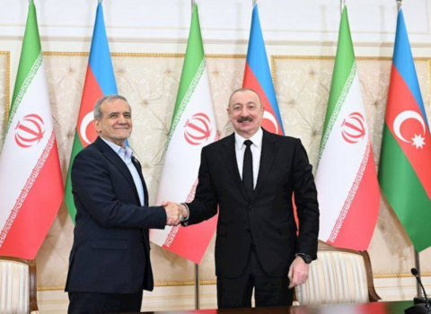 Azərbaycan Prezidenti Məsud Pezeşkianı təbrik etdi