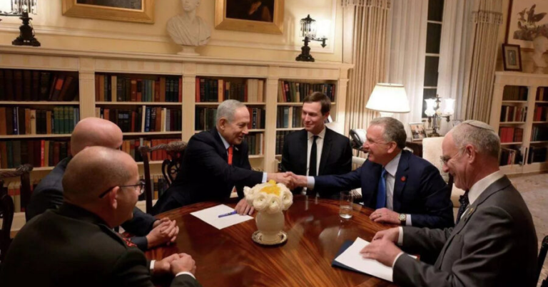Netanyahu Trampın adamları ilə müzakirə apardı Netanyahu Trampın adamları ilə müzakirə apardı