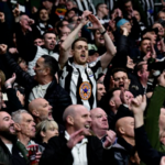 “Nyukasl”dan azarkeşlərinə Şəhidlər xiyabanı və orucluqla bağlı MÜRACİƏT