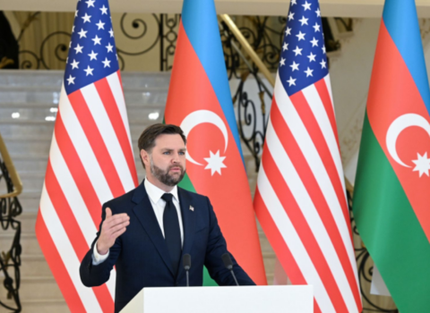 Vens Azərbaycan və Ermənistana səfərindən görüntülər paylaşıb – VİDEO