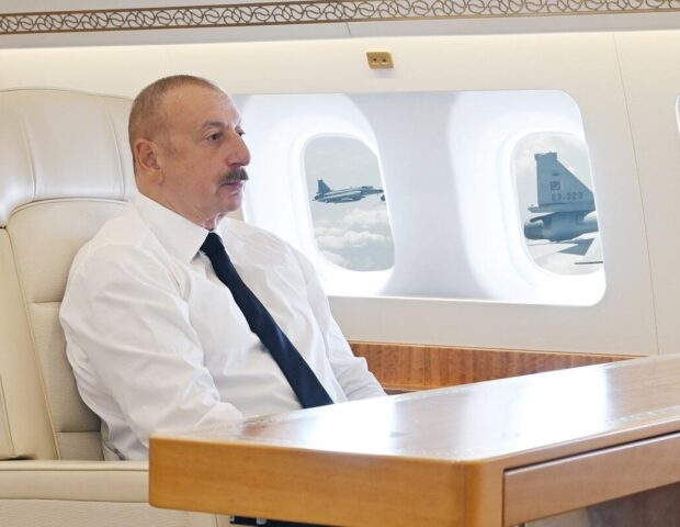 Serbiya qırıcıları Prezidentin təyyarəsini belə müşayiət etdi – Foto