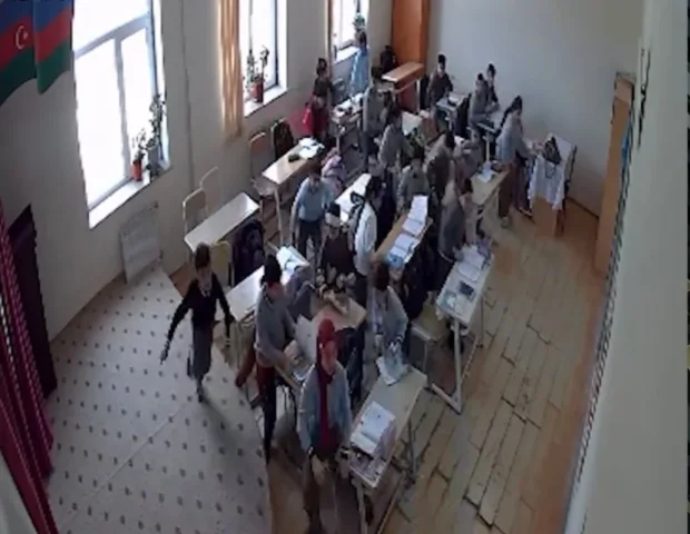 Şagirdlər zəlzələyə belə yaxalandılar – ANBAAN GÖRÜNTÜLƏR