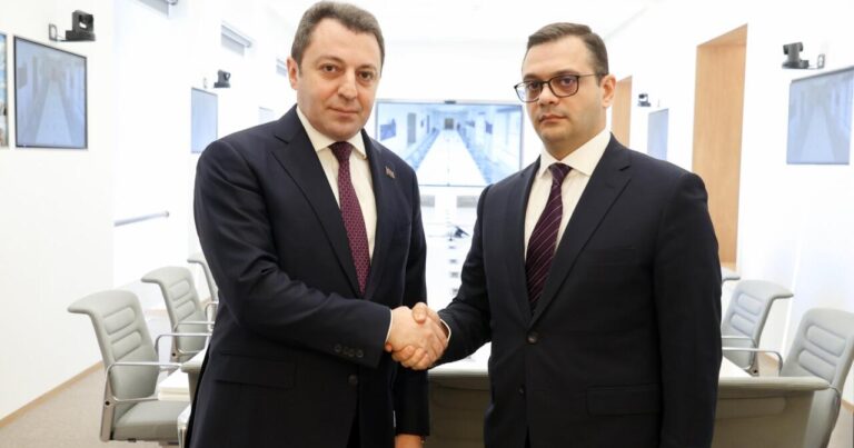 Azərbaycan və Ermənistan xarici işlər nazirlərinin müavinləri görüşdü – FOTO