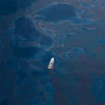 Tailand sahillərində gəmi qəzaya uğrayıb, neft sızması baş verib