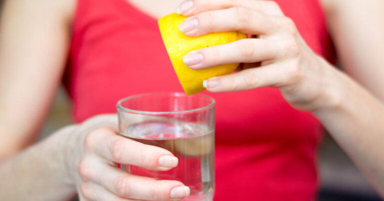 Yatmazdan əvvəl zeytun yağı və limon “shot”u içməyin möcüzəvi təsirləri