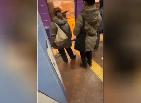 “Nəriman Nərimanov”da qatarda tüstülənmə… – VİDEO