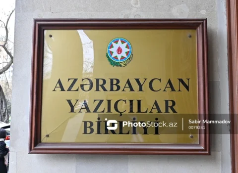 AYB-nin qələm əhlinə verdiyi möhlət başa çatdı: “Hələ gözləyirik”