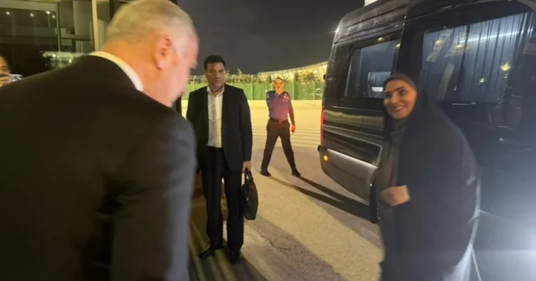 İranlı nazir gecə ikən Bakıya gəldi – FOTO