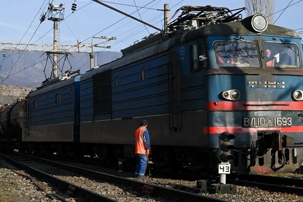 Azərbaycan Ermənistana 4500 ton dizel göndərir