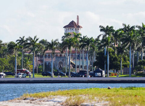 Trampın iqamətgahına girmək istədi – Zərərsizləşdirildi