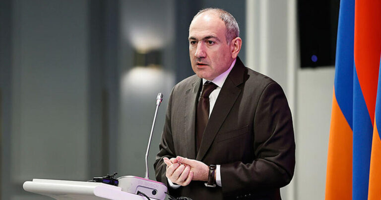 Paşinyandan müxalifətə hədə: “Ayın 8-də səs-küy salsalar, “B” planım hazırdır”