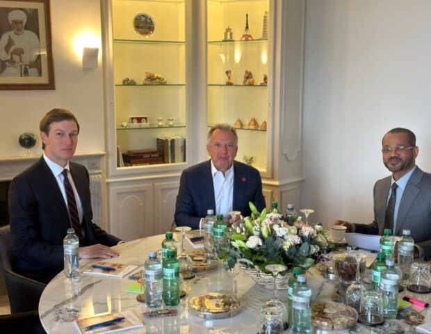 Oman XİN rəhbəri Cenevrə danışıqları öncəsi Uitkoff və Kuşnerlə görüşdü