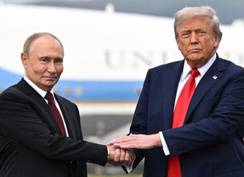 Tramp Putinlə münasibətlərindən danışdı: “Onunla çox yaxşı əlaqələrim var”