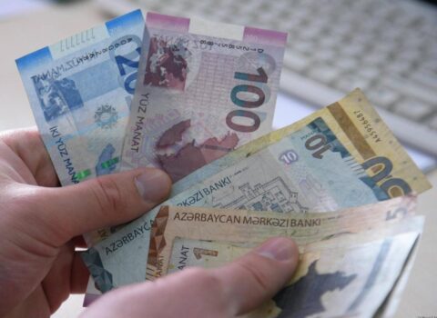 Dəyərindən baha pul satılır – VİDEO