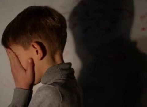 Qubada məktəblini zorlamaqda şübhəli bilinən yeniyetmə SAXLANILIB