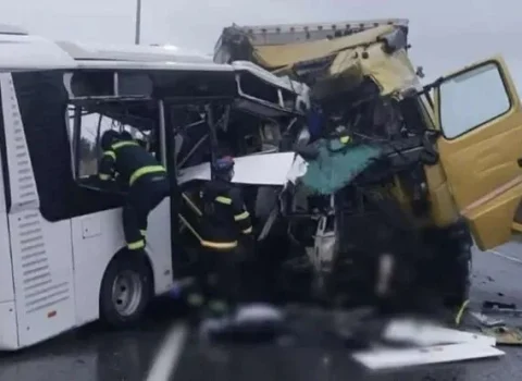 Gürcüstanda ağır qəza: Azərbaycan vətəndaşı yaralandı