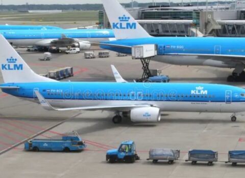 Amsterdamın hava limanında iki təyyarə toqquşdu