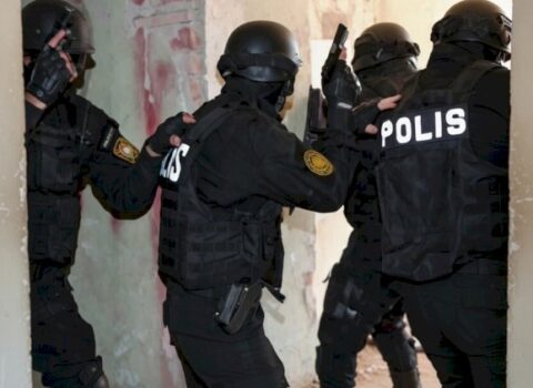 290 patron… – Polisdən sərt əməliyyat