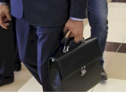 Sabiq nazir cəmi 27 milyon oğurlayıb? – Şübhəli məqam