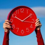 Ölkə dərin böhranda: 29 yaşlı qadınlara şok xəbərdarlıq yollanır