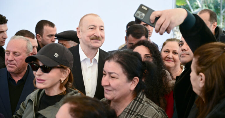 “Cənab Prezident, şəkil çəkdirə bilərik?”