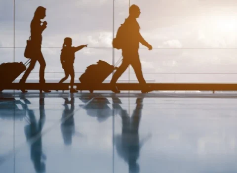 Rusiyaya gedən azərbaycanlılara xəbərdarlıq: Əlavə pul ödəyəcəklər