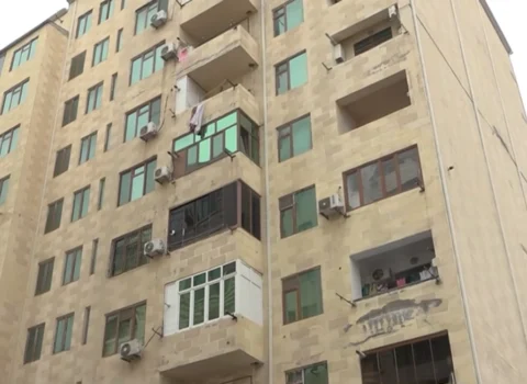 Minlərlə manat ödəndi, sənəd verilmədi – MTK ilə sakinlər üz-üzə